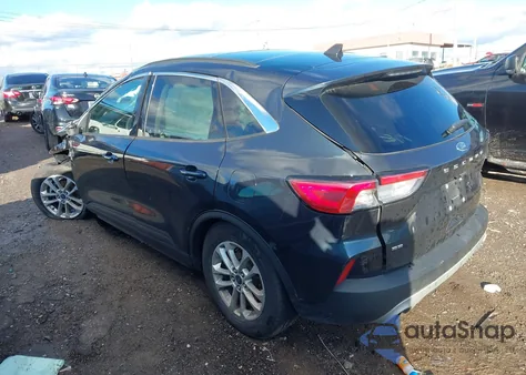 2022 Ford Escape Se z USA, uszkodzony, nr VIN 1FMCU0G63NUA08570